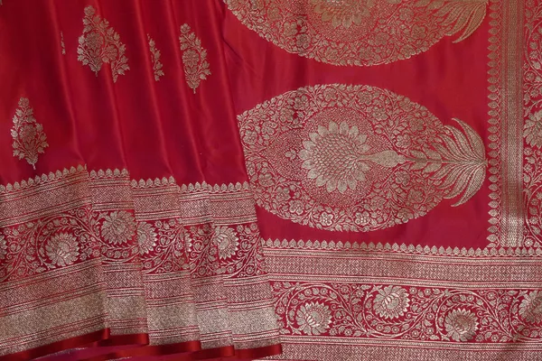 Red_Banarasi_Silk_Zardozi_Work_Saree_For_Women