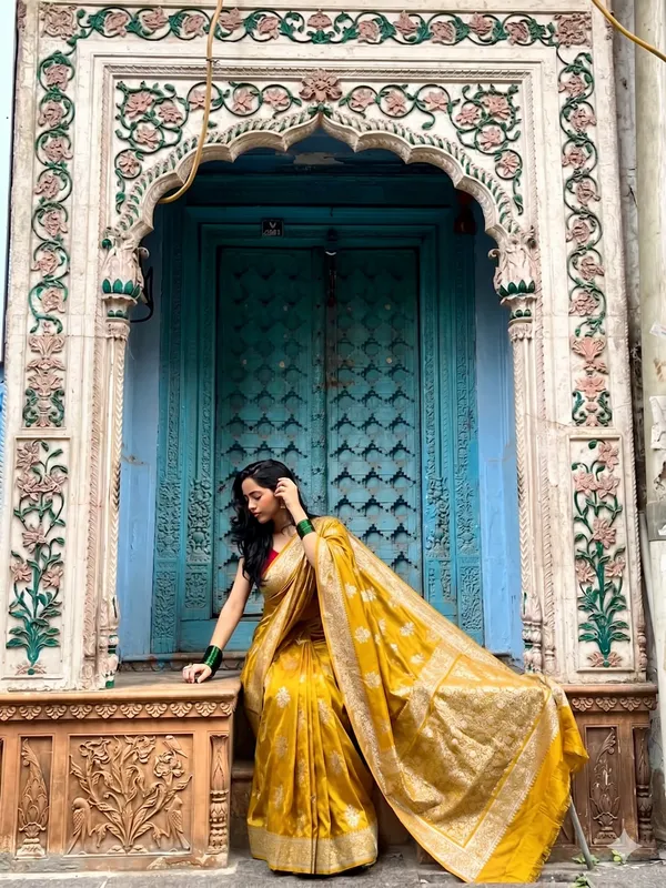 Yellow_Banarasi_Silk_Zardozi_Work_Saree_For_Women