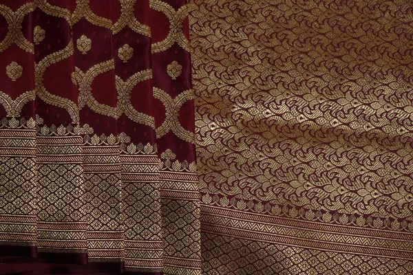 Maroon_Banarasi_Silk_Zardozi_Work_Saree_For_Women