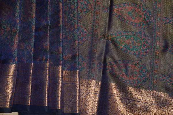 Bottle_Green_Banarasi_Silk_Zari_Work_Saree_For_Women