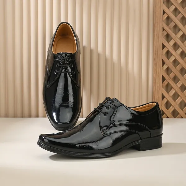 Black_Patent_Leather_And_Tpr_Lace_Ups_Derby_For_Men