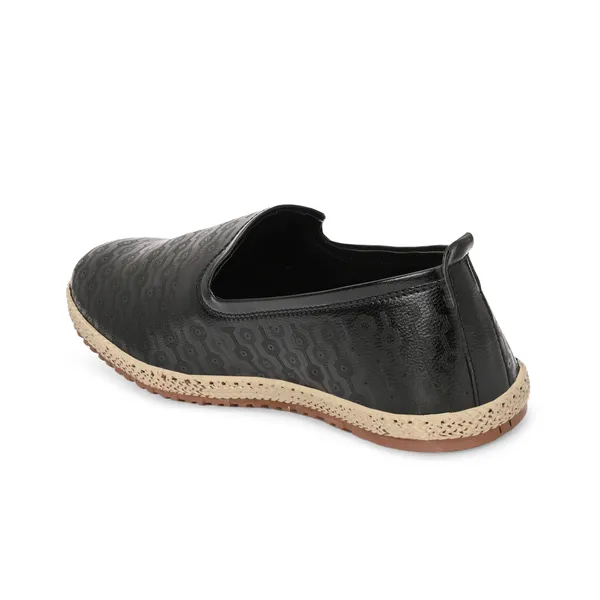 Black_Synthetic_Leather_And_Tpr_Slip_On_Loafers_For_Men