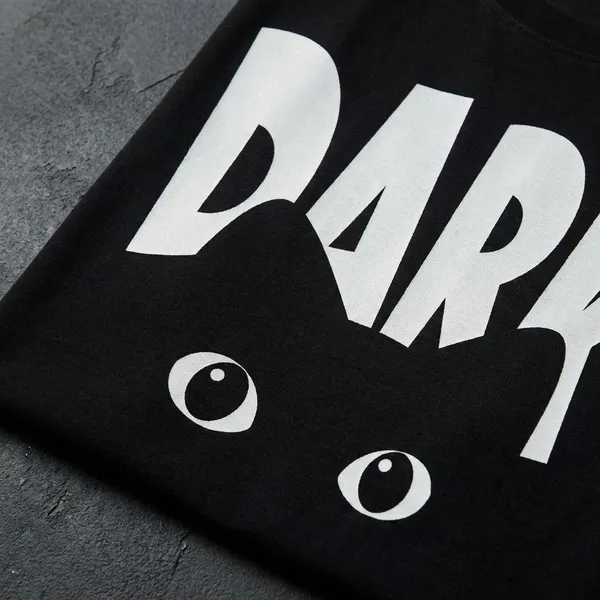 Black_Cotton_Premium_Cat_Eyes_Graphic_Oversized_T-Shirt_For_Women