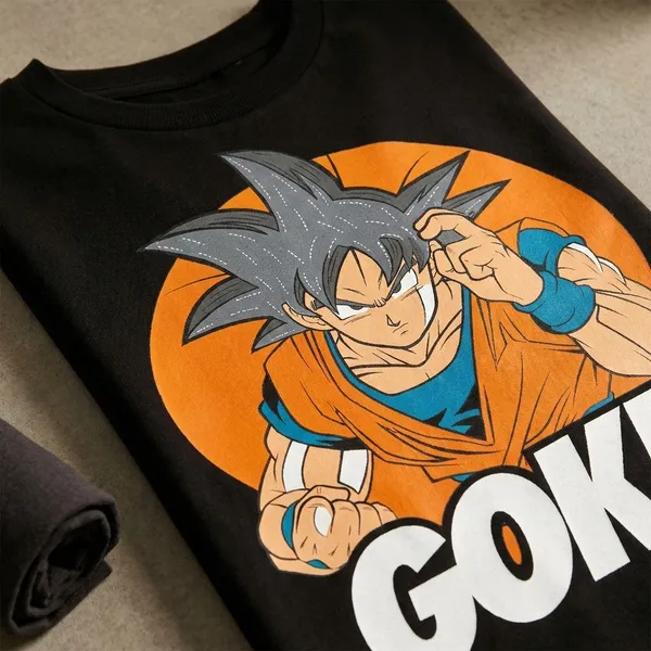 Black_Cotton_Premium_Goku_Graphic_Oversized_T-Shirt_For_Women