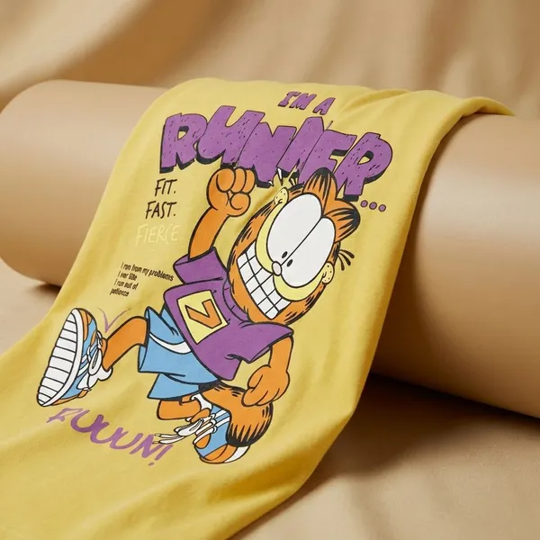 Yellow_Cotton_Premium_Garfield_I'M_A_Runner_Graphic_Oversized_Cartoon_T-Shirt_For_Women