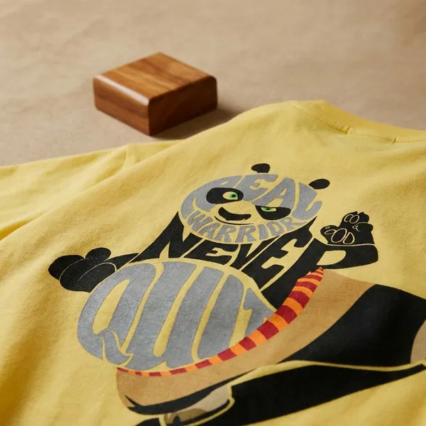 Yellow_Cotton_Premium_Kung_Fu_Panda_Never_Quit_Graphic_Oversized_T-Shirt_For_Women
