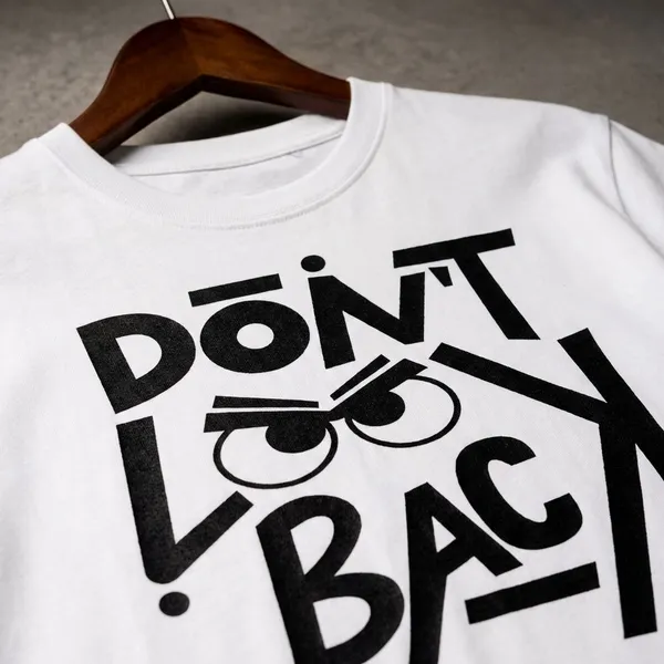 White_Cotton_Premium_Don'T_Look_Back_Eye_Graphic_Statement_Tee_Oversized_T-Shirt_For_Men