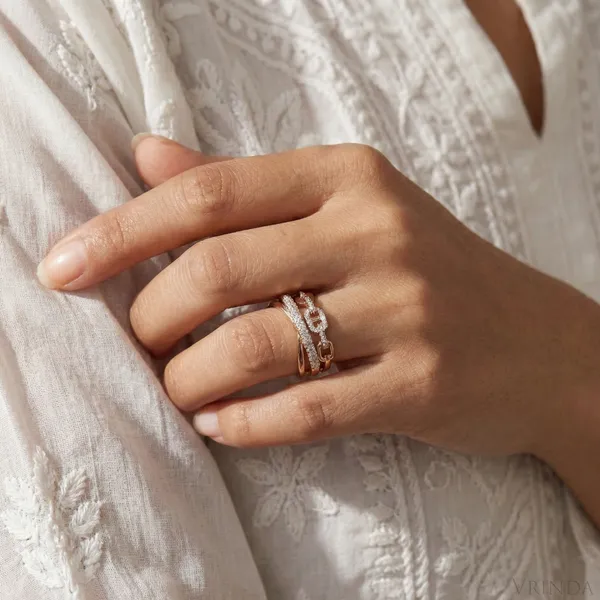 Rose_Gold_18_K_Plated_Rotating_Sunflower_Ring_For_Women