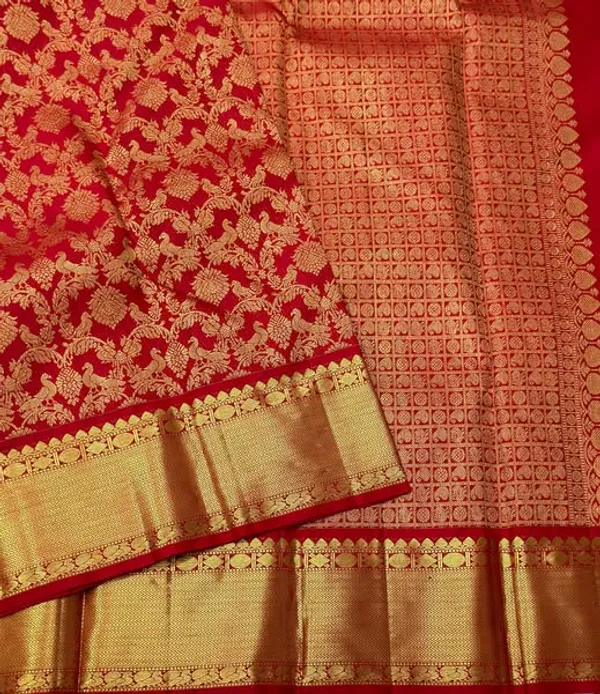 Red_Divine_Soft_Banarasi_Silk_Saree_With_Trendy_Blouse_Piece_For_Women