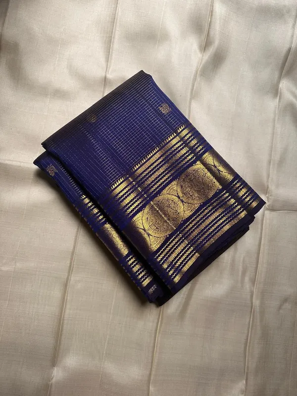 Navy_Blue_Petrichor_Soft_Banarasi_Silk_Saree_With_Eclat_Blouse_Piece_For_Women