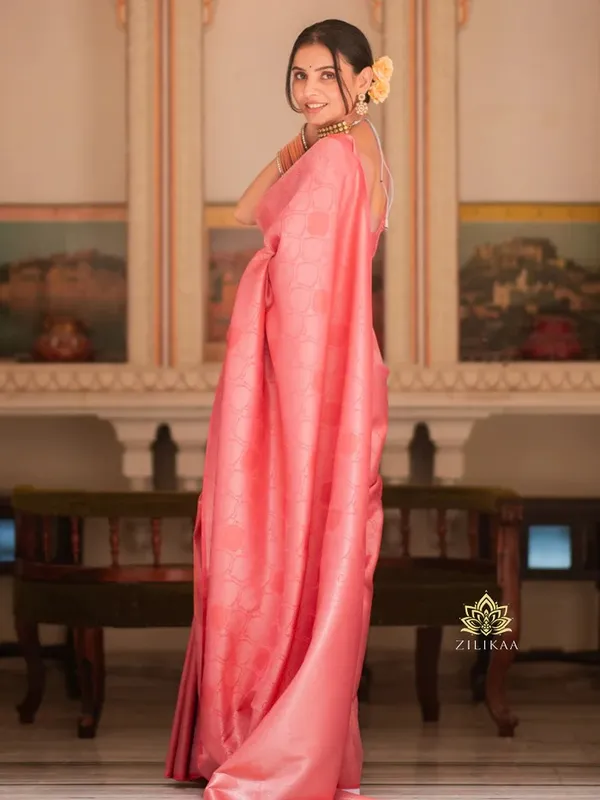 Pink_Blooming_Soft_Silk_Saree_With_Dazzling_Blouse_Piece_For_Women