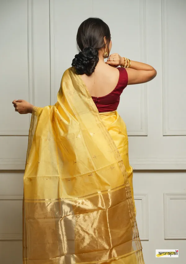 Yellow_Ravishing_Cotton_Silk_Saree_With_Marvellous_Blouse_Piece_For_Women