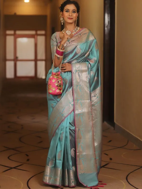 Firozi_Scintillating_Soft_Banarasi_Silk_Saree_With_Preferable_Blouse_Piece_For_Women