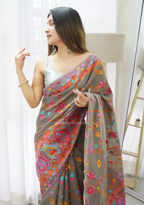 Grey_Sensational_Pashmina_Saree_With_Girlish_Blouse_Piece_For_Women