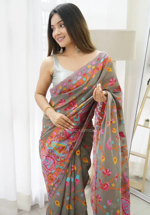 Grey_Sensational_Pashmina_Saree_With_Girlish_Blouse_Piece_For_Women