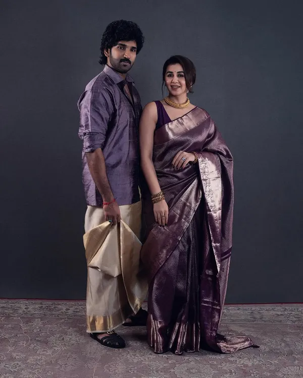 Purple_Evanescent_Soft_Silk_Saree_With_Brood_Blouse_Piece_For_Women