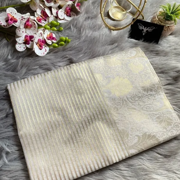 Beige_Pretty_Soft_Silk_Saree_With_Surpassing_Blouse_Piece_For_Women