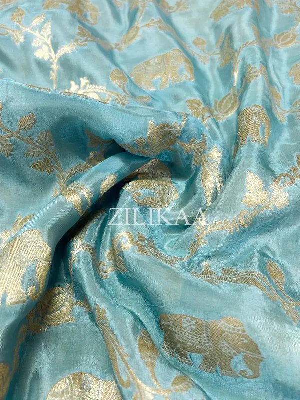 Sky_Devastating_Soft_Silk_Saree_With_Glamorous_Blouse_Piece_For_Women