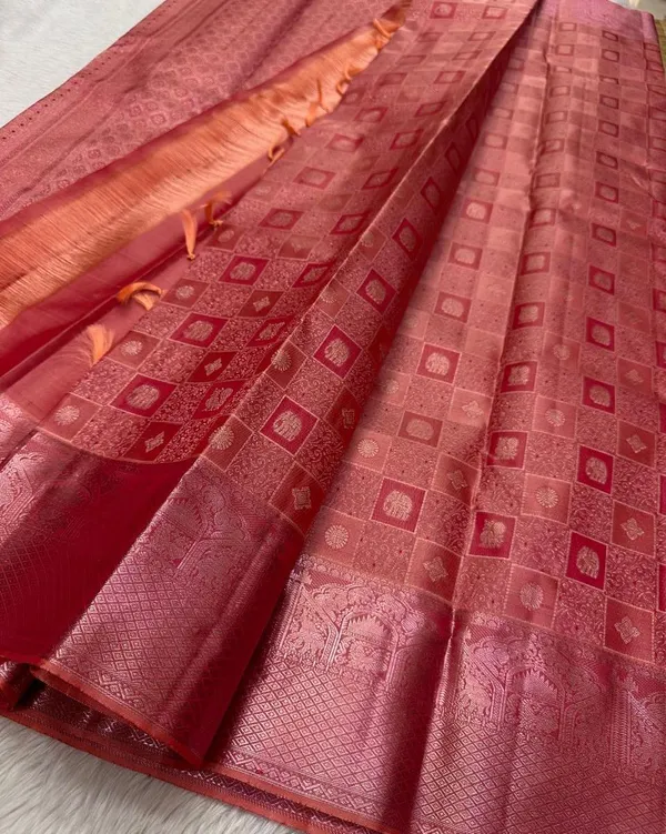 Dark_Pink_Epiphany_Soft_Silk_Saree_With_Phenomenal_Blouse_Piece_For_Women