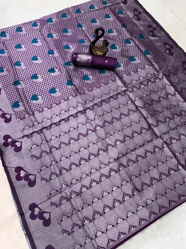 Wine_Woebegone_Soft_Banarasi_Silk_Saree_With_Luminous_Blouse_Piece_For_Women