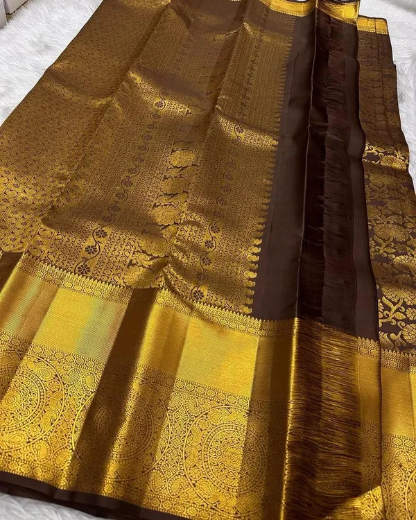 Brown_Marvellous_Soft_Silk_Saree_With_Desiring_Blouse_Piece_For_Women