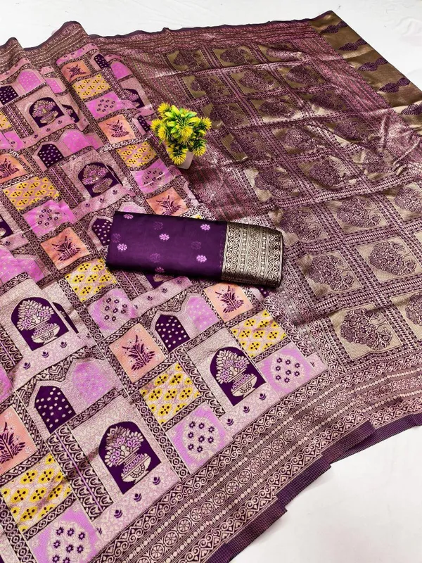 Lavender_Charming_Soft_Silk_Saree_With_Fragrant_Blouse_Piece_For_Women