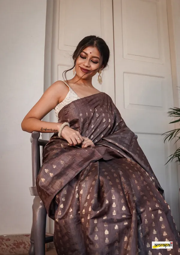 Brown_Groovy_Soft_Silk_Saree_With_Artistic_Blouse_Piece_For_Women