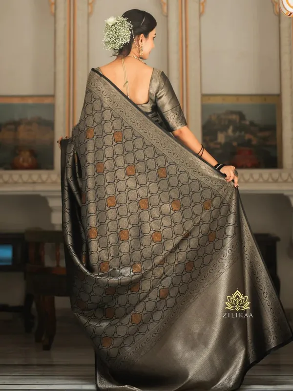 Black_Sumptuous_Soft_Silk_Saree_With_Imbrication_Blouse_Piece_For_Women