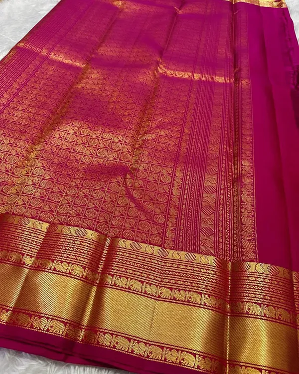 Dark_Pink_Stunning_Soft_Banarasi_Silk_Saree_With_Alluring_Blouse_Piece_For_Women