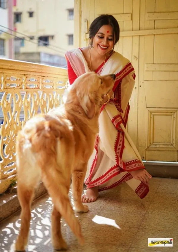 Off_White_Unique_Cotton_Silk_Saree_With_Ravishing_Blouse_Piece_For_Women