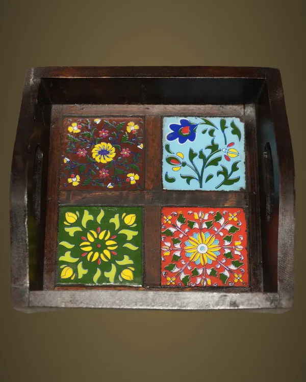Wdn_4_Tiles_Tray
