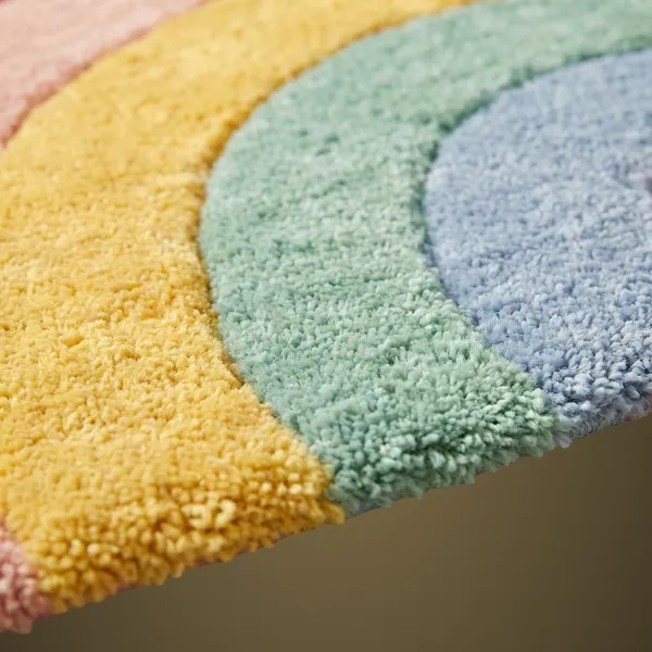 Rainbow_(70_x_125)