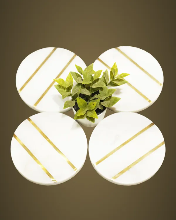 CS104_White_Marble_Coasters_w/brass_inlay_S/4