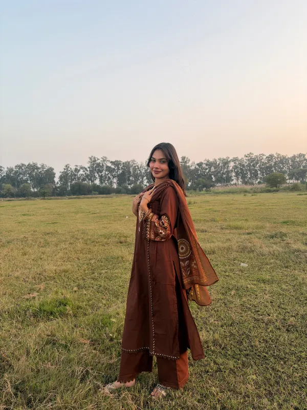 GULAB_cotton_embroidery_suit_set