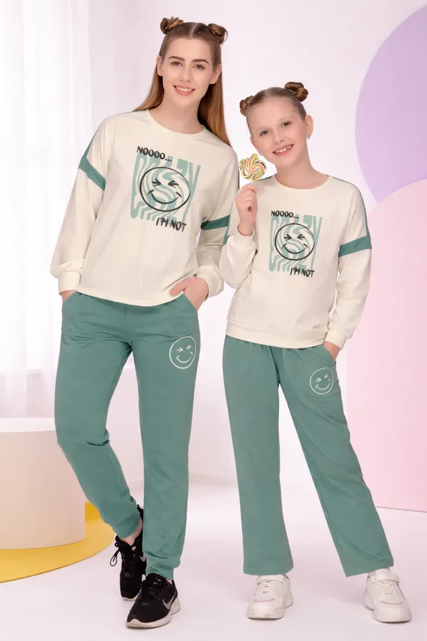 White_&_Sea_Green_Cotton_Smiley_Mama_acksuit_For_Mom