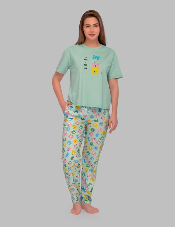 Green_Cotton_Twinning_Top_Pajama_Set_For_Moms