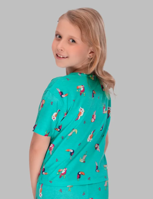 Colorful_Parrot_Dreams_Nightwear