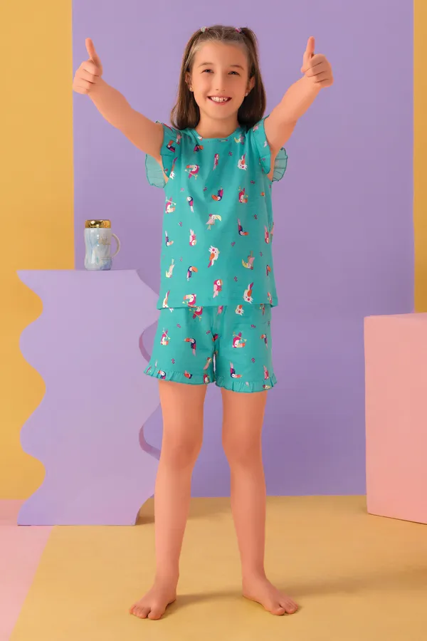 Colourful_Parrot_Shorts_Set_For_Girls