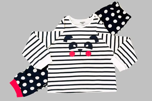 Poa_Dot_Sipes_Cozy_Nightsuits_Top_Pajama_Set_For_Girls