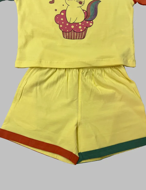 Colour_Block_Kitty_Shorts_Set_For_Girls