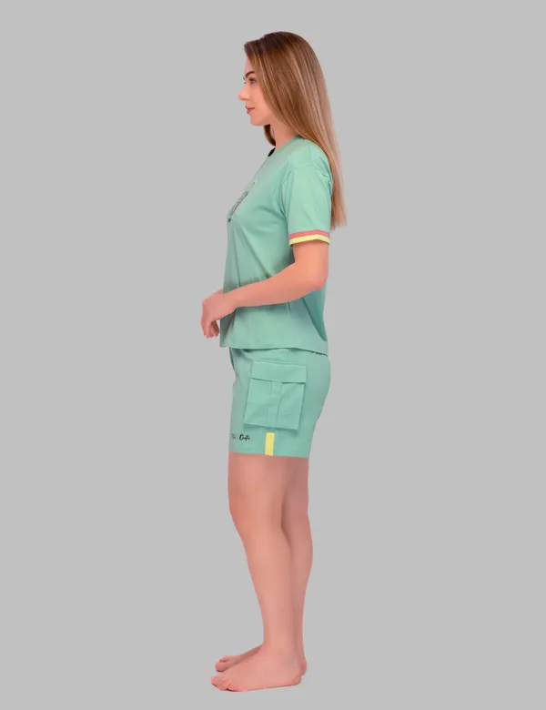 Green_Cotton_Twinning_Top_Shorts_Set_For_Moms