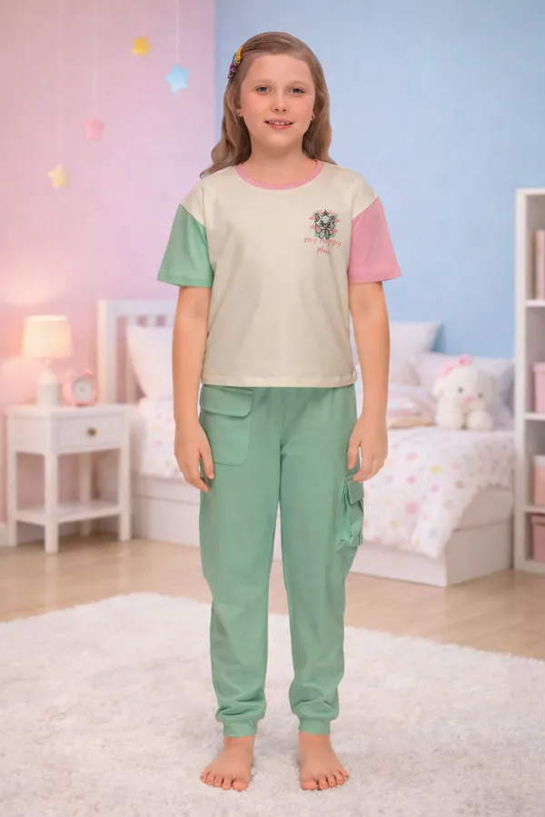 Color_Blocked_Top_And_Joggers_Sets