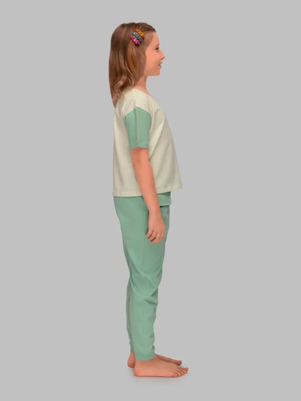 Color_Blocked_Top_And_Joggers_Sets