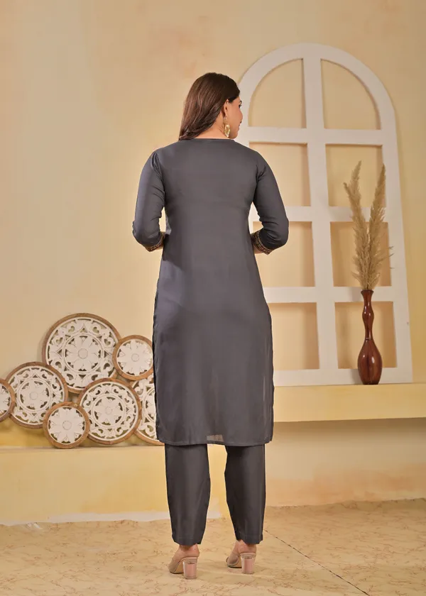 Grey_Viscose_Rayon_Embroidered_V_Neck_A-Line_Kurta_Pant_And_Dupatta_For_Women_And_Girls