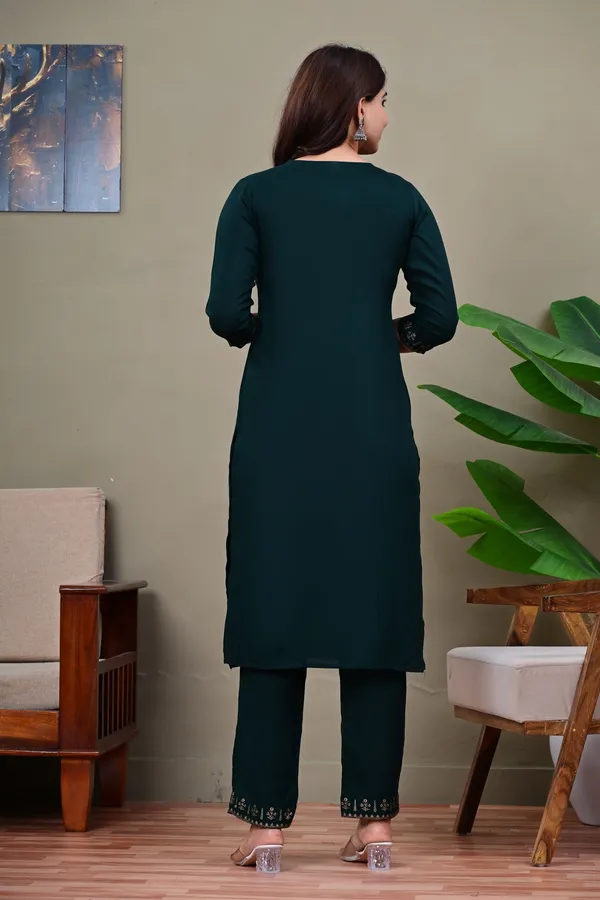 Green_Viscose_Rayon_Embroidered_V_Neck_Straight_Kurta_Pyjama_And_Dupatta_For_Women_And_Girls