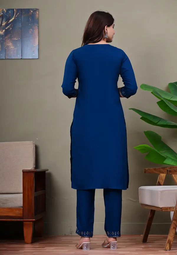 Maroon_And_Dark_Blue_Viscose_Rayon_Embroidered_V_Neck_Straight_Kurta_Pyjama_And_Dupatta_For_Women_And_Girls_|_Pack_Of_2