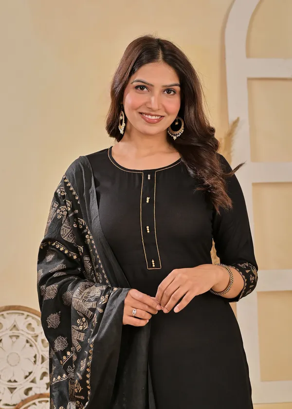 Wine_And_Black_Viscose_Rayon_Printed_Round_Neck_A-Line_Kurta_Pyjama_And_Dupatta_For_Women_And_Girls_|_Pack_Of_2