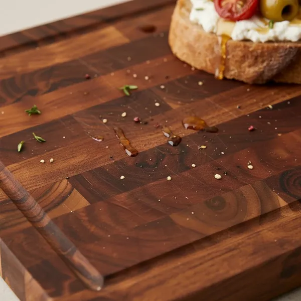 Chronos_Block_Acacia_Wood_Chopping_Board_Sandcolour