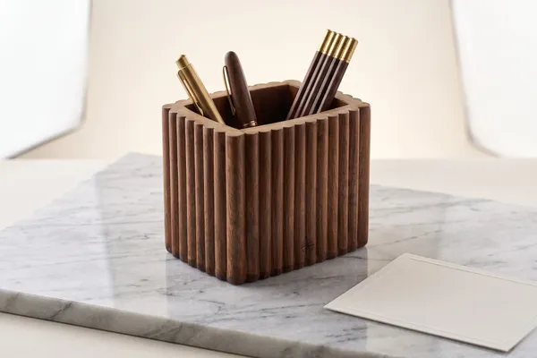 Handcrafted_Fluted_Mango_Wood_Cutlery_Stand_Honey_Finish
