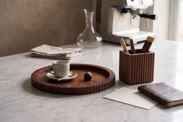 Fluted_Dining_Combo_Solid_Acacia_Tray_Mango_Wood_Cutlery_Stand